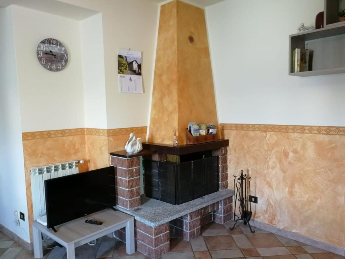 Villa L'Antico Borgo, Un Mix Di Storia E Romanticismo à Lierna Extérieur photo